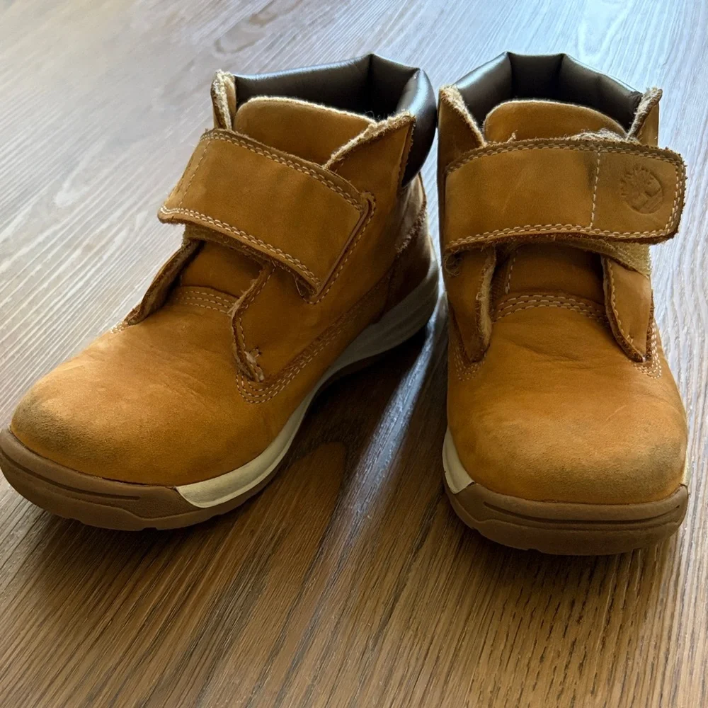 Timberland Kids Brown Boots - Picture 7 of 7